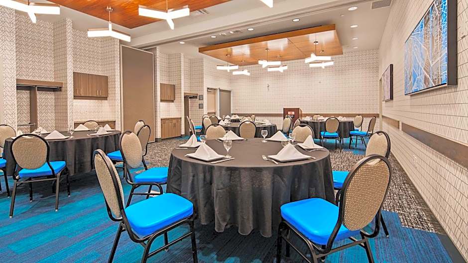 Best Western Premier Winnipeg East