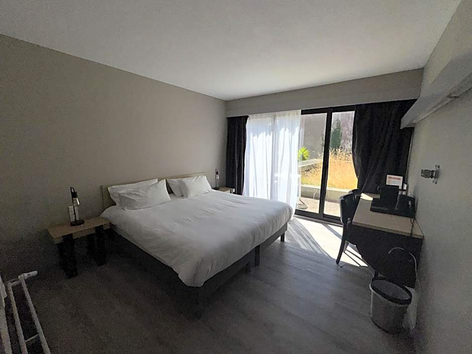 Hôtel Dupleix - Hyper centre - Réouverture