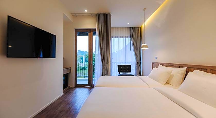 Shanti-Retreat Hotel