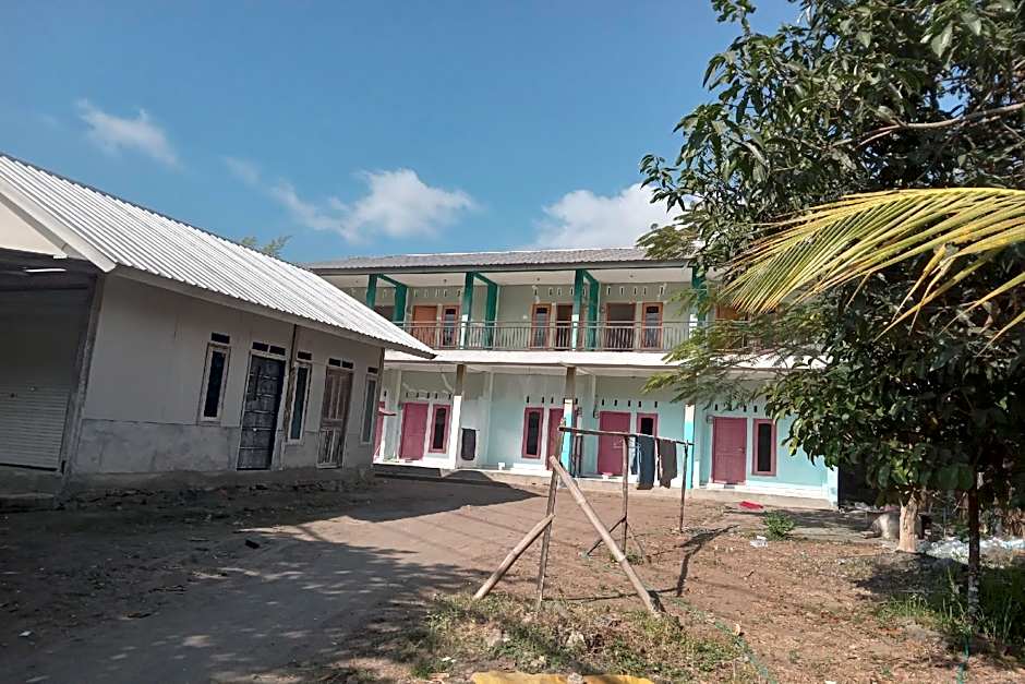 OYO Life 93015 Kos Anto