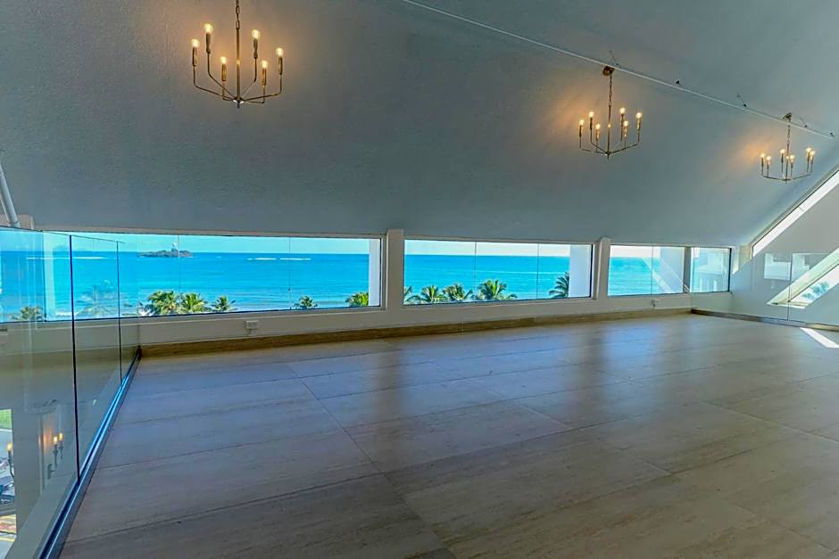 Comfort Inn & Suites Levittown