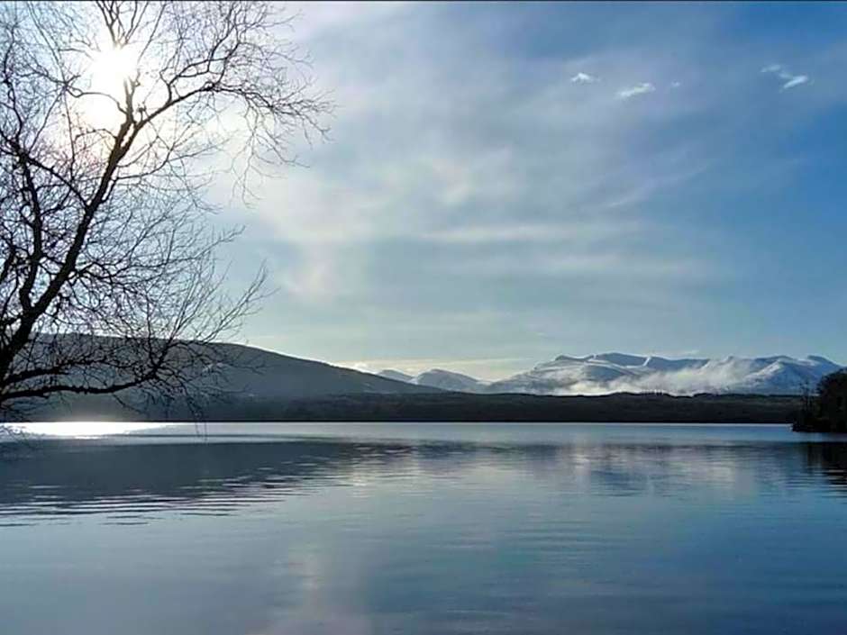 Highland Bridge Hotel