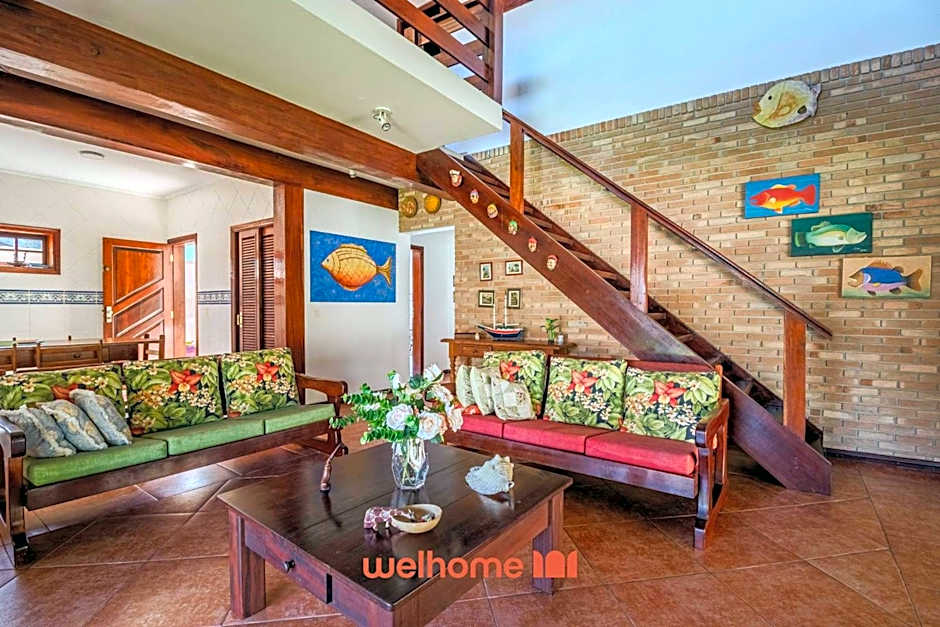 Casa em Ubatuba com área gourmet e acesso a rio