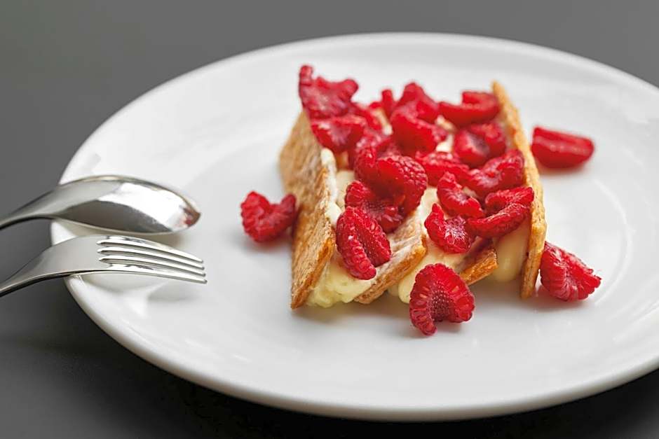 Imperial Riding School, Autograph Collection