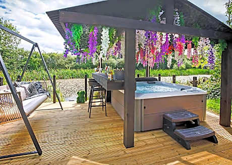 Oakwood Lodges