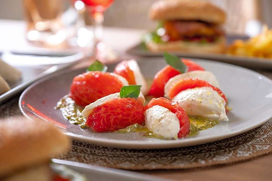 Sandy Seaside Suites