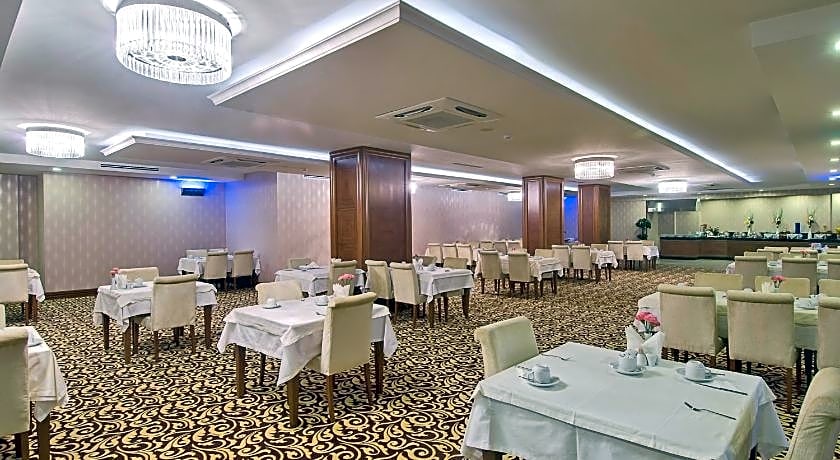 Tugcu Hotel Select