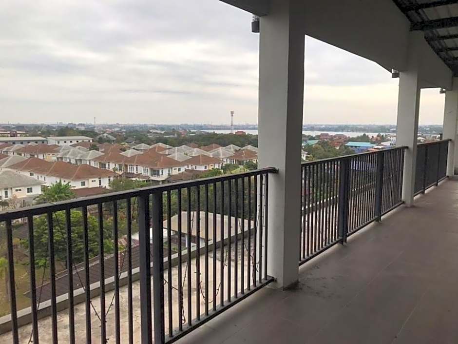 Shinjo Grand Boutique