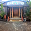 Villa Sahabat