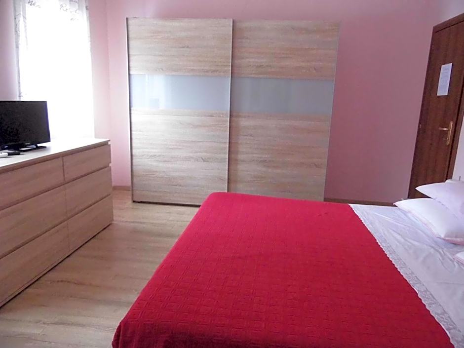Photo 1 of 4 of Standard, Ground Floor