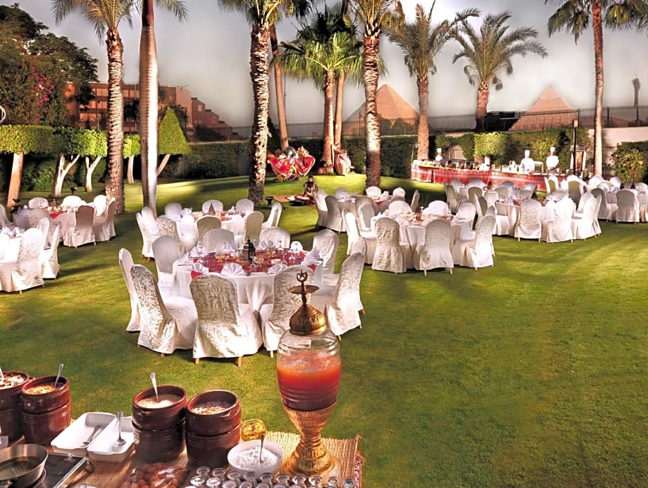 Mercure Cairo Le Sphinx Hotel