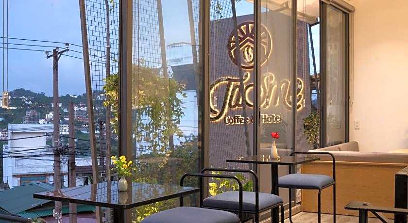 Tasme Hotel