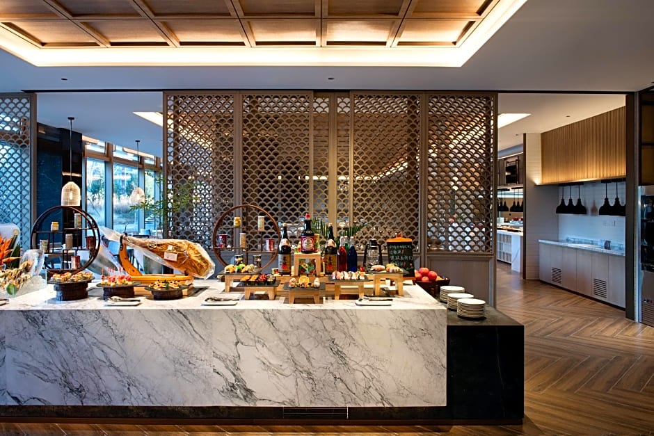 Crowne Plaza Zunhua Hot Spring Town By IHG