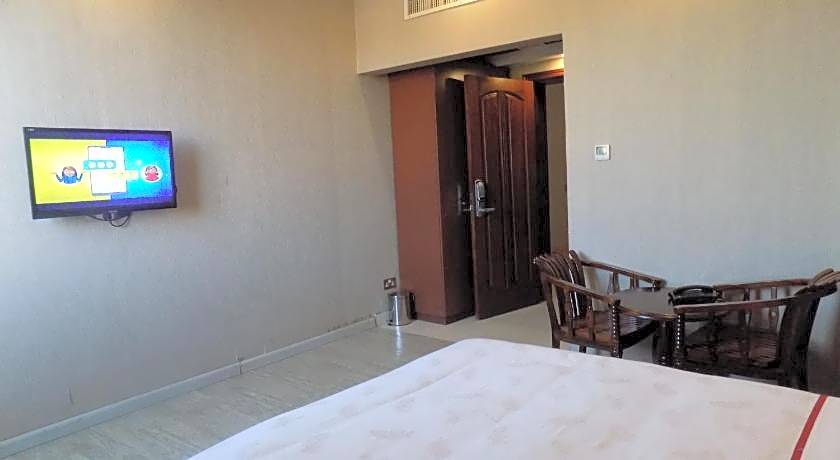 Freedom City Hotel