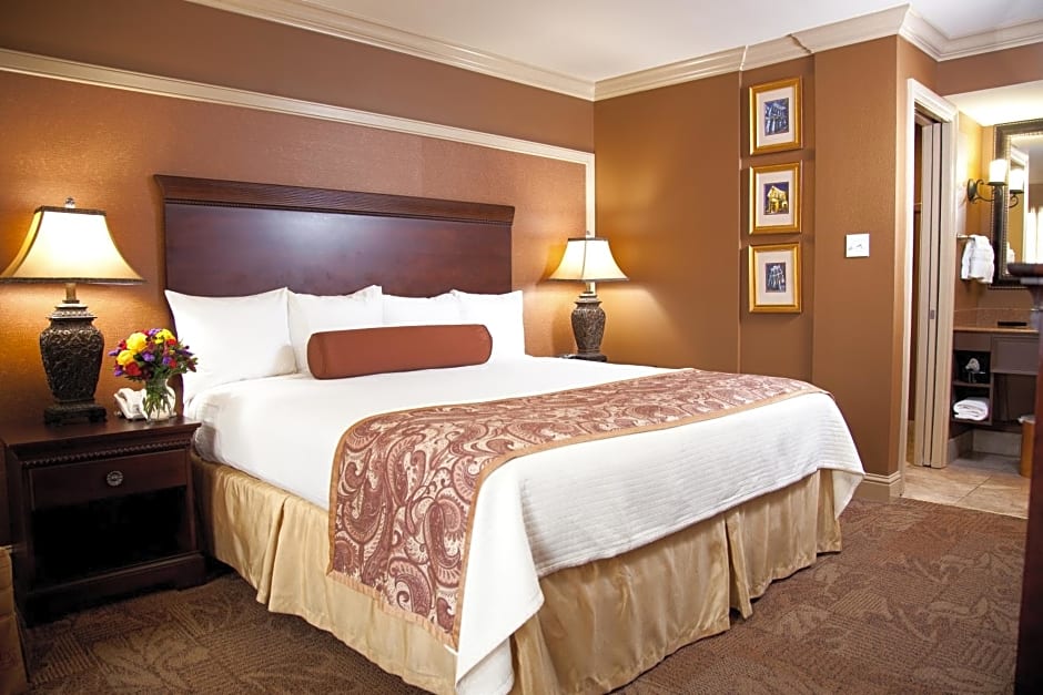 Best Western Plus French Quarter Courtyard Hotel
