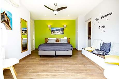 Deluxe Double Room with Bath