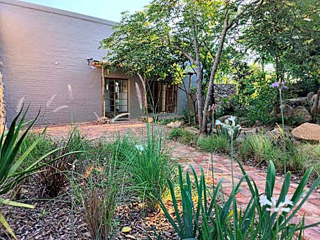 Eloff Guest House and Gallery