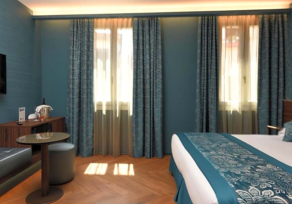 Rosa Salva Hotel