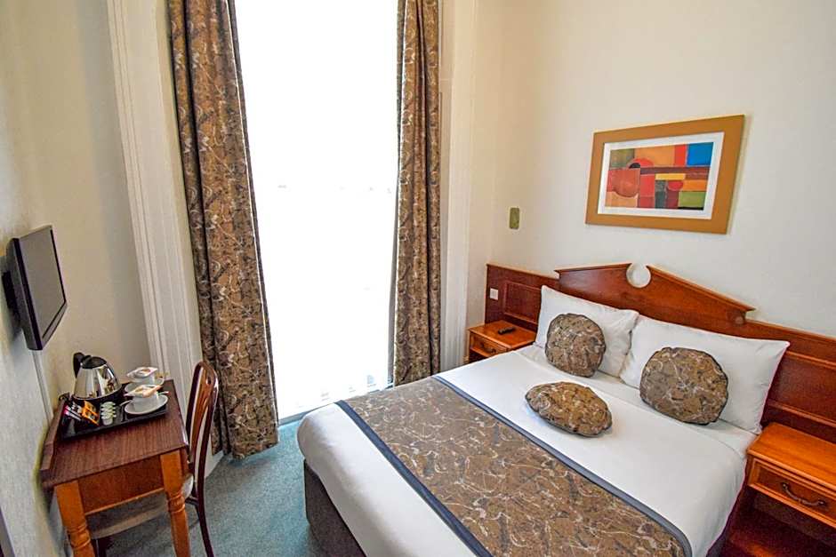 PEMBRIDGE PALACE HOTEL