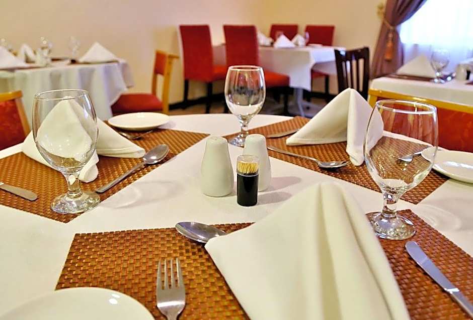 Eden Vale Hotel & Executive Training Cen