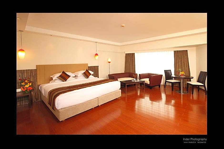 The Altruist Wagholi Hotel