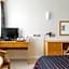 George Albert Hotel