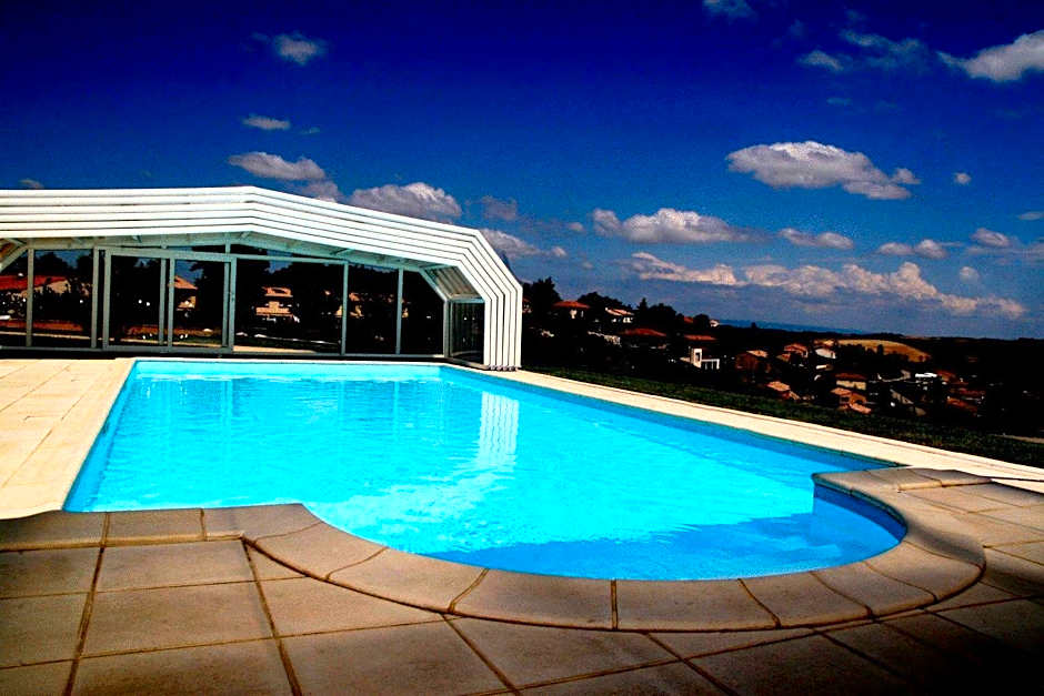 Logis Hôtel - Auberge du Pastel - Hôtel 3 étoiles et Restaurant