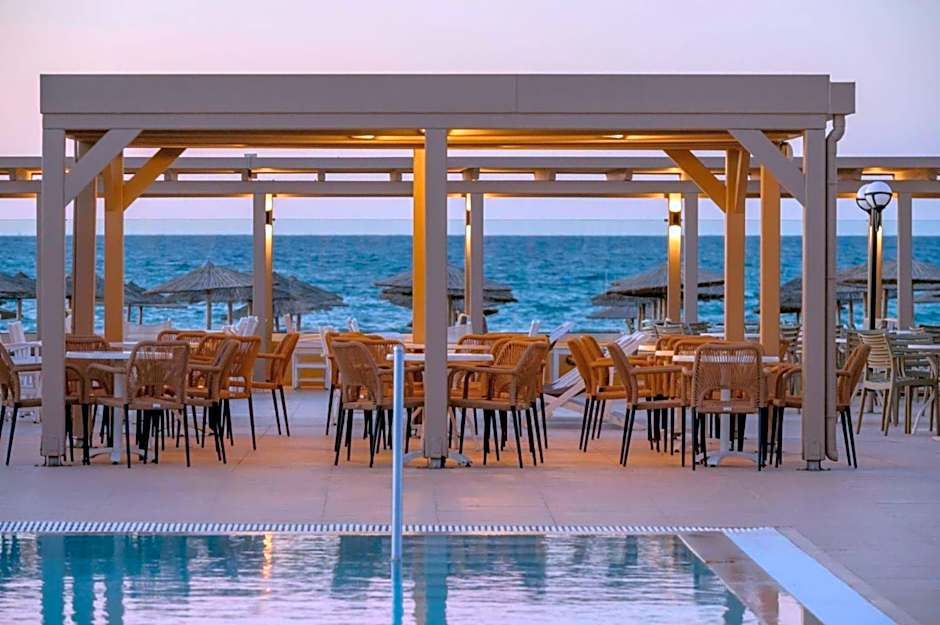 Zeus Hotels Neptuno Beach