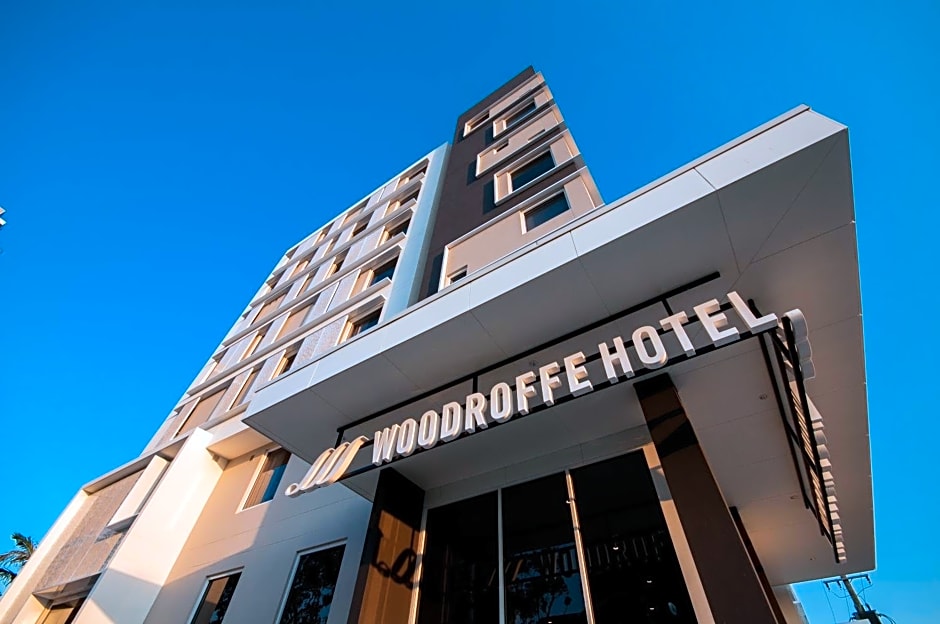 Woodroffe Hotel