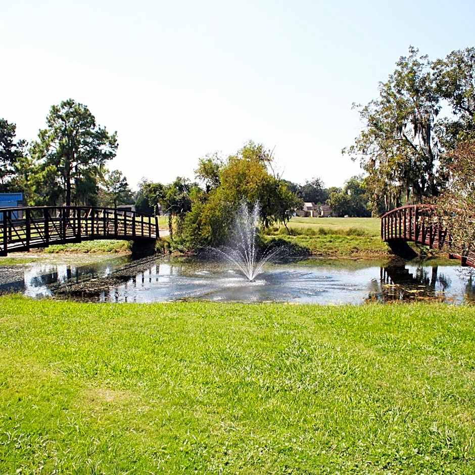 Columbia Lakes Hotel & Conference Center