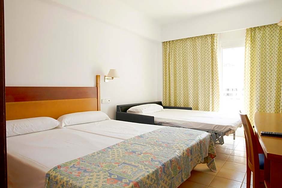 Gavimar Cala Gran Hotel and Apartments