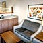Crystal Inn Hotel & Suites - Salt Lake City