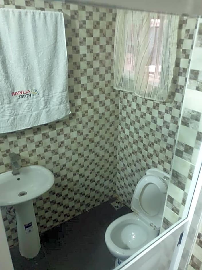 Eleventh House Hotel & Suites Ibadan 