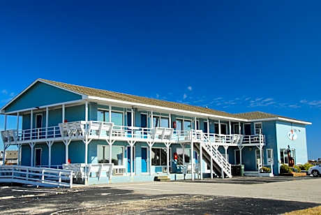 FIN 'N FEATHER WATERSIDE INN BY KEES VACATIONS