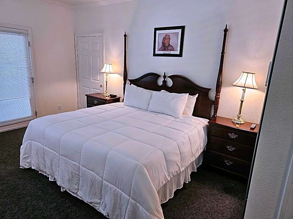 Photo 1 of 8 of Deluxe 1 Double Bed or 2 Beds