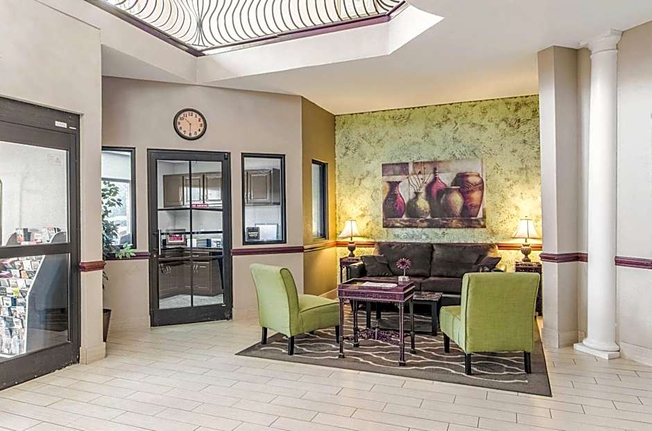 Quality Suites Graham - Burlington South