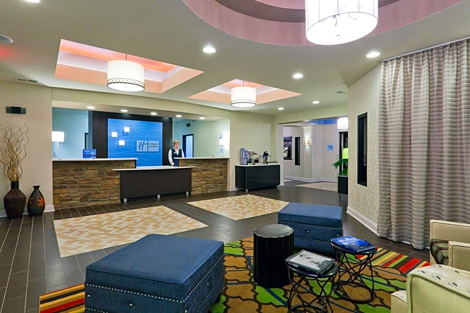 Holiday Inn Express Fulton