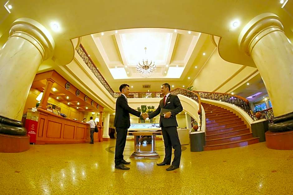 The Tray Hotel Hai Phong