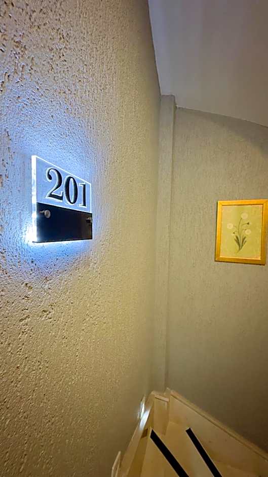 La Mer Old City Hotel