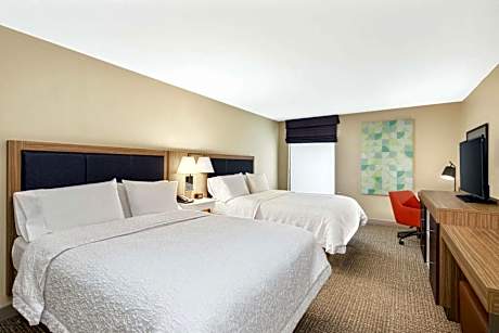 2 Queen Beds Nonsmoking