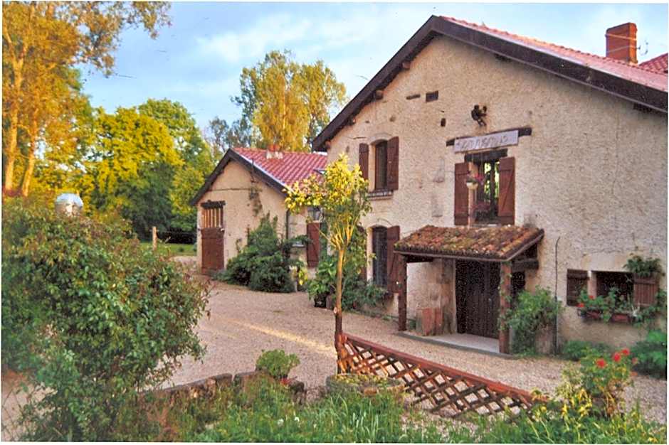 LOGIS Hôtel Le Chantoiseau