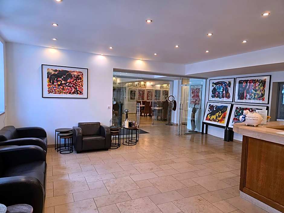 Hotel Garni "Am Ellinger Tor"