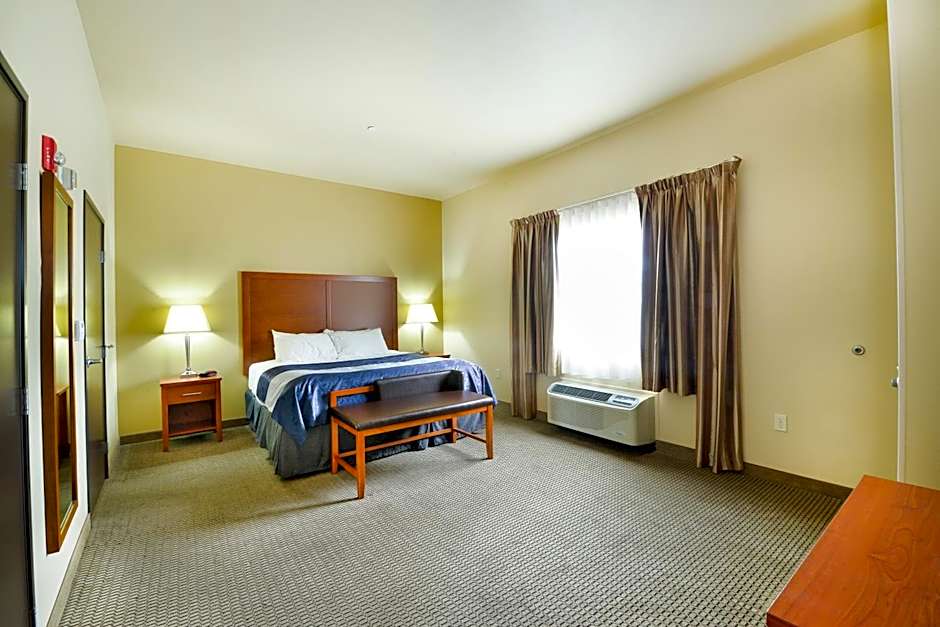 Baymont by Wyndham Grand Forks