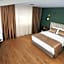 Bayrak Grand Hotel