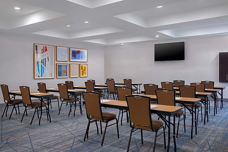 Holiday Inn Express Hotel & Suites Prattville South By IHG