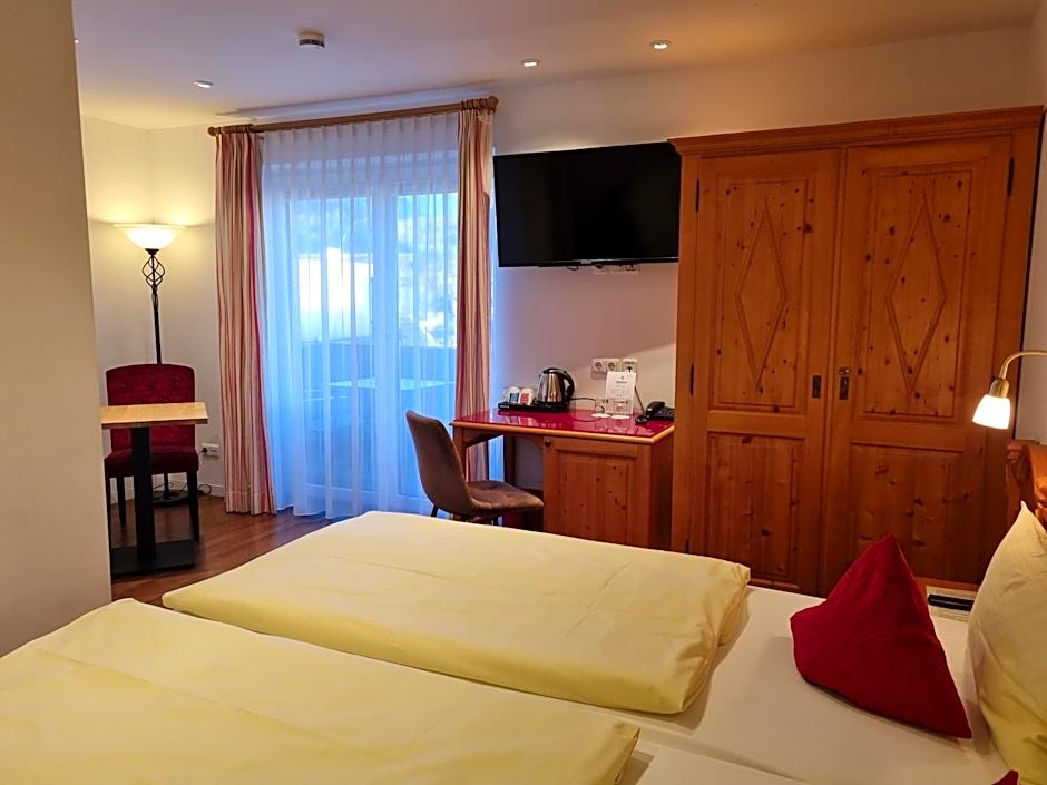 Hilleprandt - Adults Only