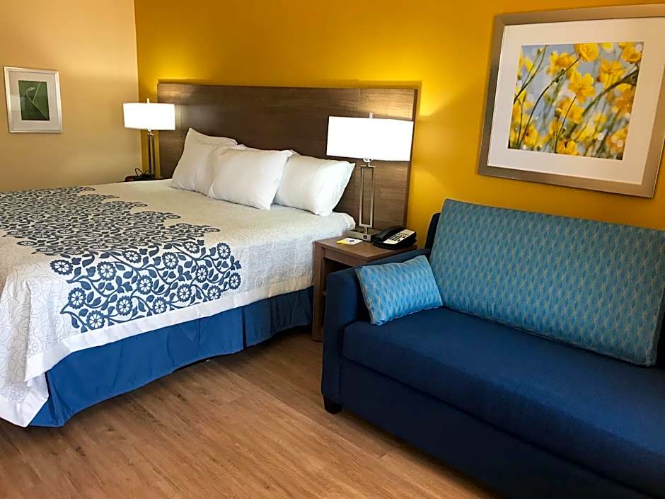 Days Inn by Wyndham Batesville