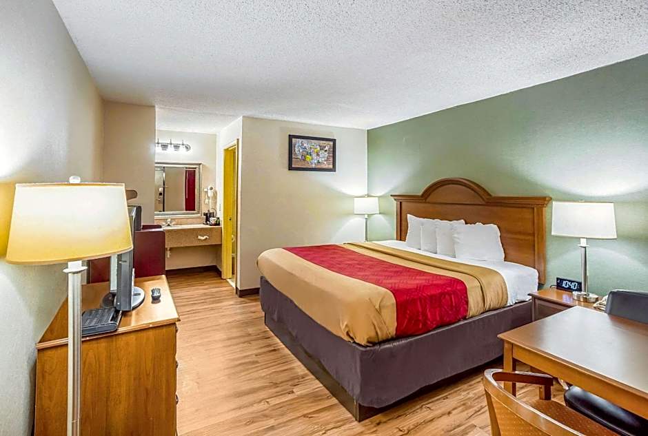 Econo Lodge Huntington - Barboursville University Area