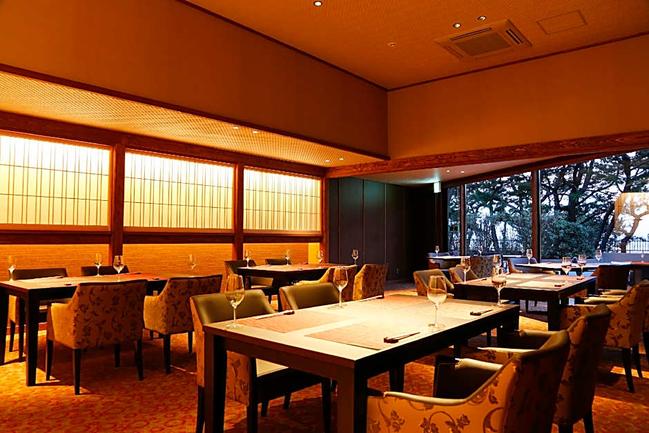 Awaji Hamarikyu - Sumoto Onsen