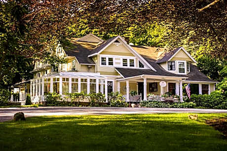 The Copper Beech Inn